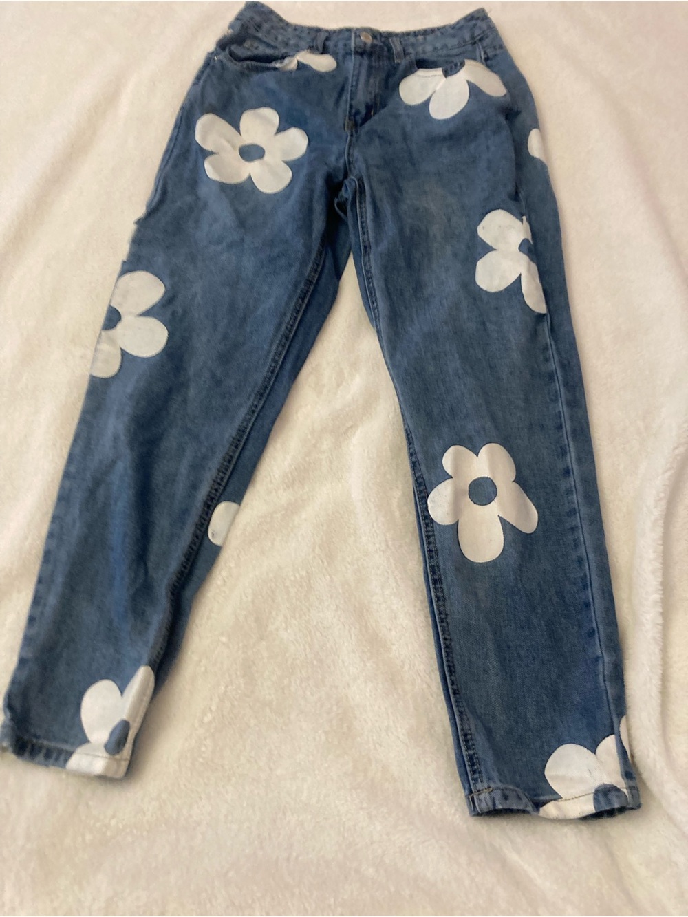 ANGEL KISS “Mom Jeans” Whimsical Fun Daisies (5/27)